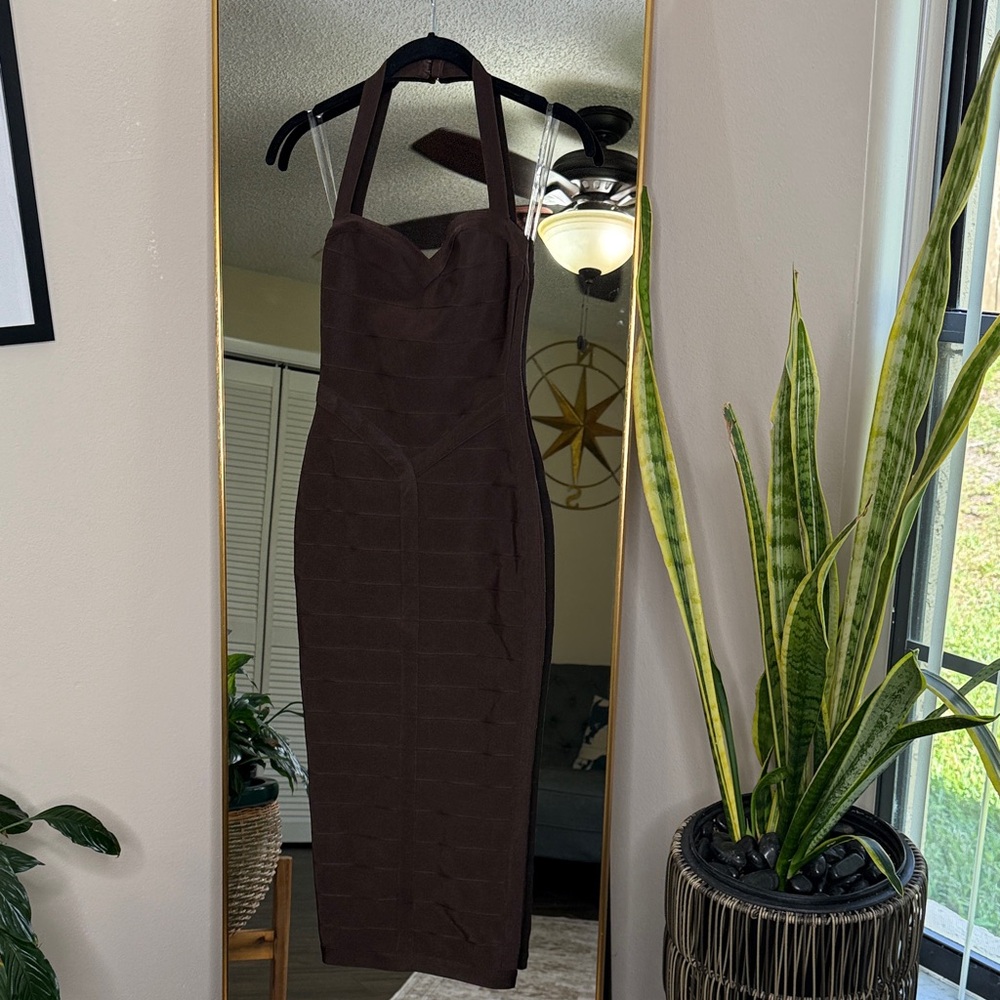 House of CB 'The Supermodel' chocolate halter midi bandage dress NWT - Picture 5 of 9